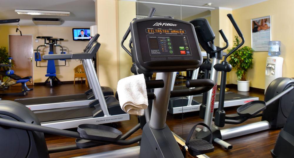 Courtyard By Marriott Hamburg Airport Hotel Luaran gambar