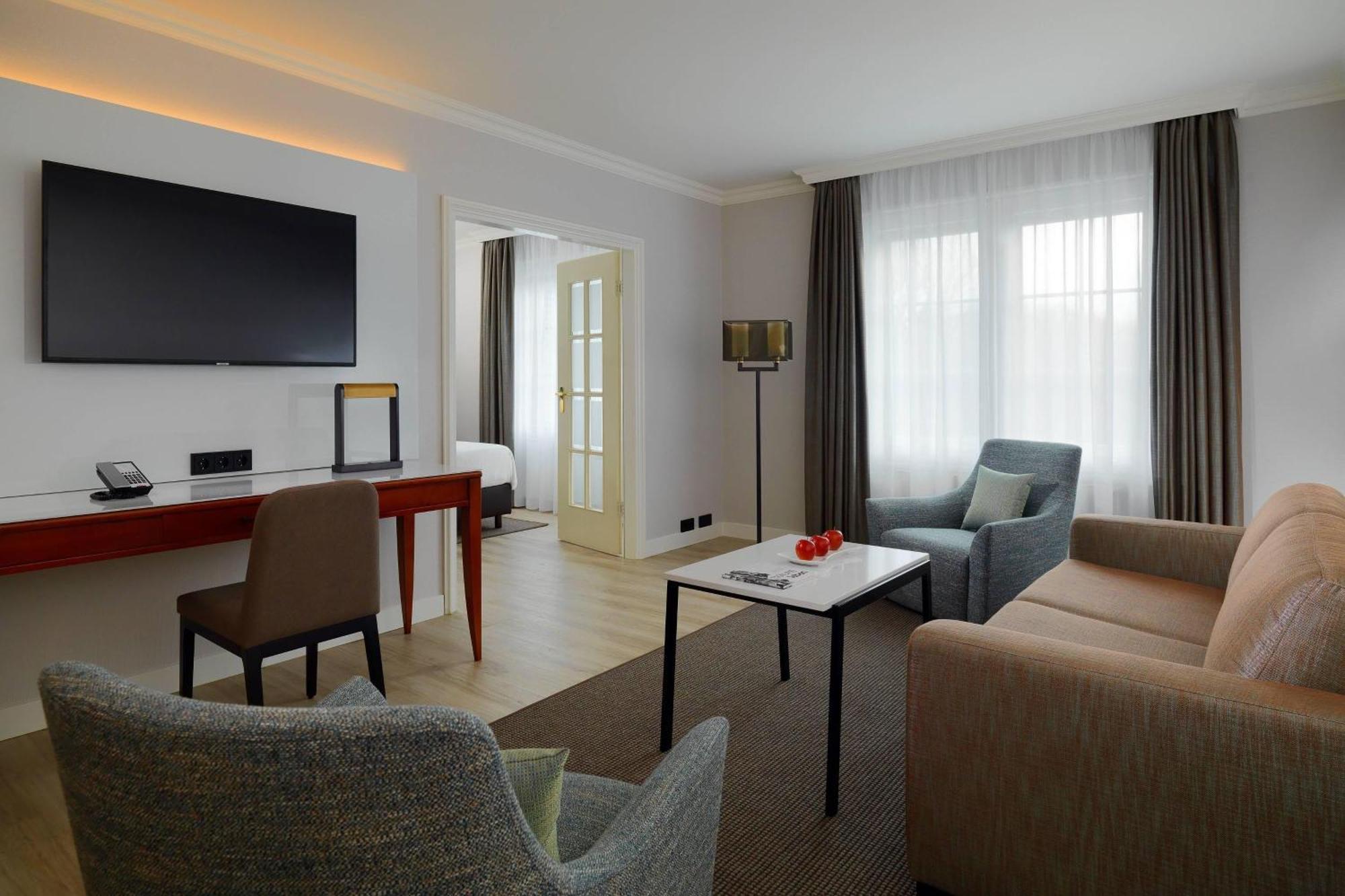 Courtyard By Marriott Hamburg Airport Hotel Luaran gambar