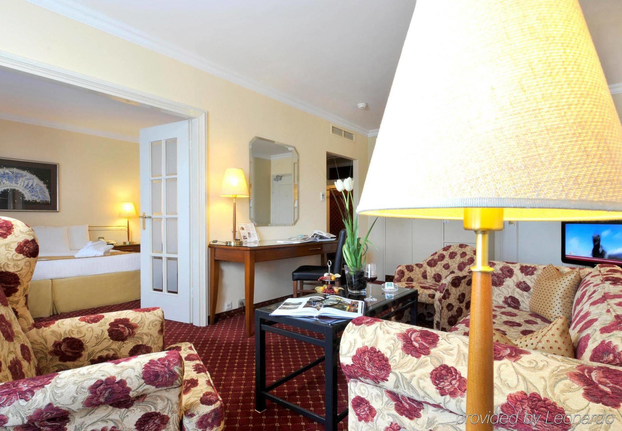 Courtyard By Marriott Hamburg Airport Hotel Luaran gambar